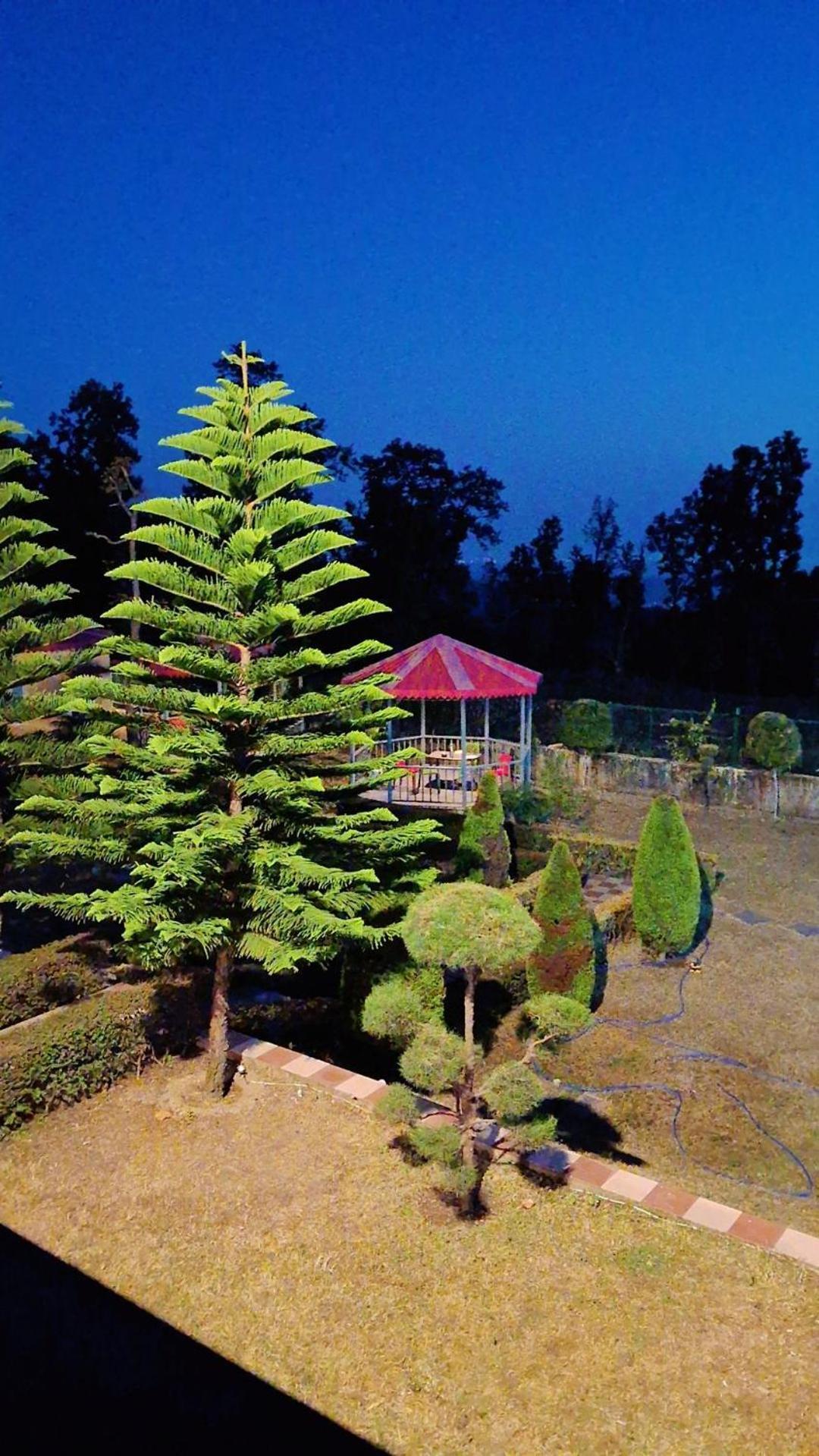 דהראדון Hidden Nature Resort מראה חיצוני תמונה